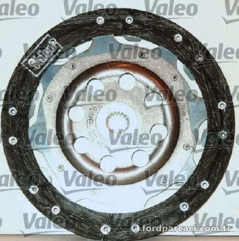 DEBRIYAJ SETI FIESTA 01>08 FUSION 01>12 TDCI MAZDA II 1,4CD 03> RULMANSIZ – Valeo – VALEO 826493″ loading=”lazy” /></figure>
<p class=